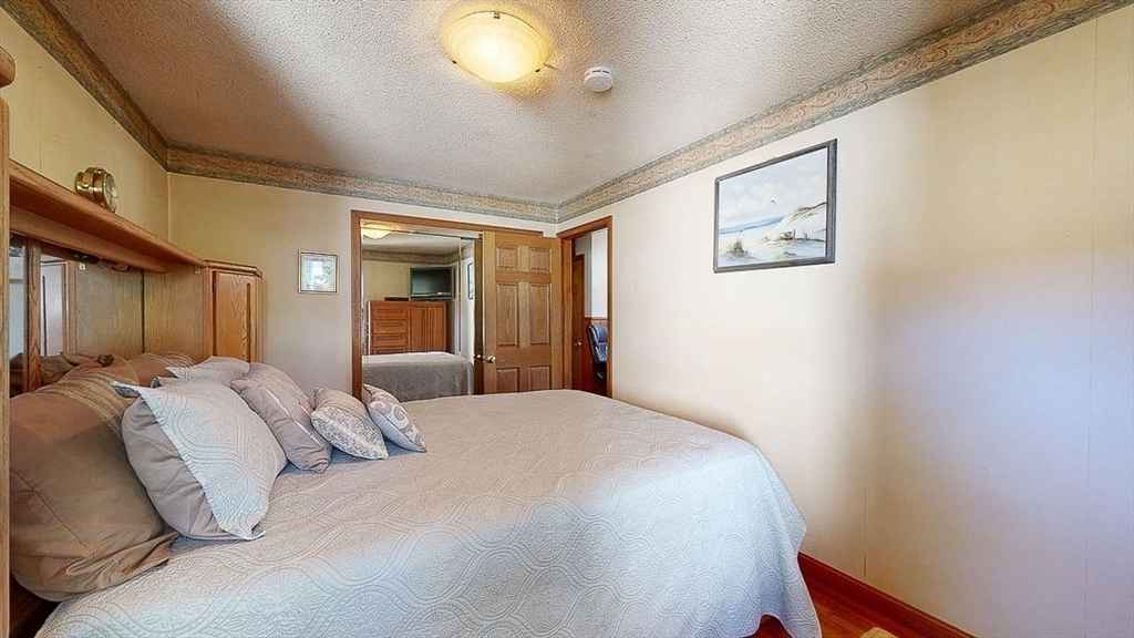 227 Gore Road Webster, MA 01570 - Photo 13 of 35 Gallery Image 13