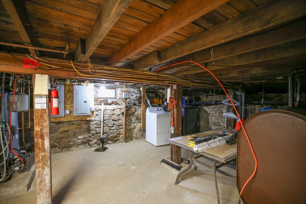 227 Gore Road Webster, MA 01570 - Photo 28 of 35 Gallery Image 28