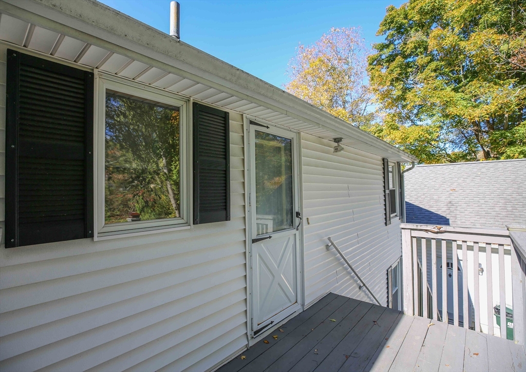 227 Gore Road Webster, MA 01570 - Photo 3 of 35 Gallery Image 3