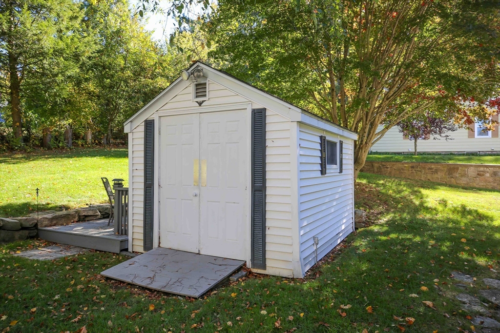 227 Gore Road Webster, MA 01570 - Photo 33 of 35 Gallery Image 33