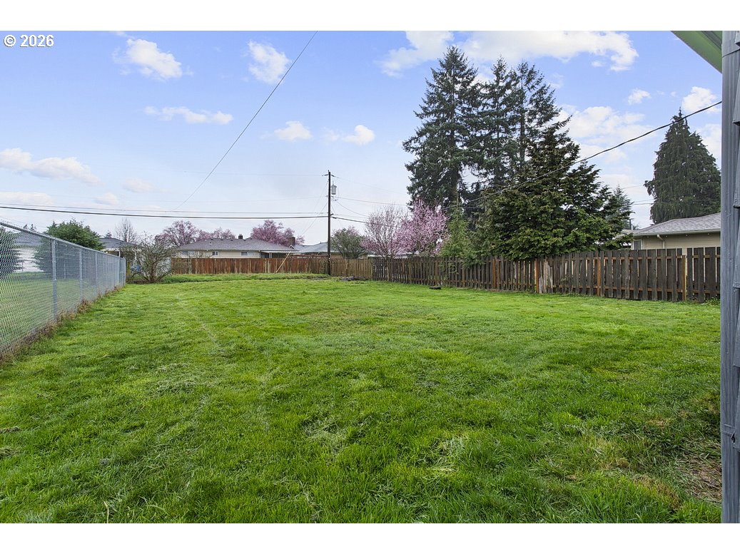 3025 Maple Street Longview, WA 98632 - Photo 32 of 35
