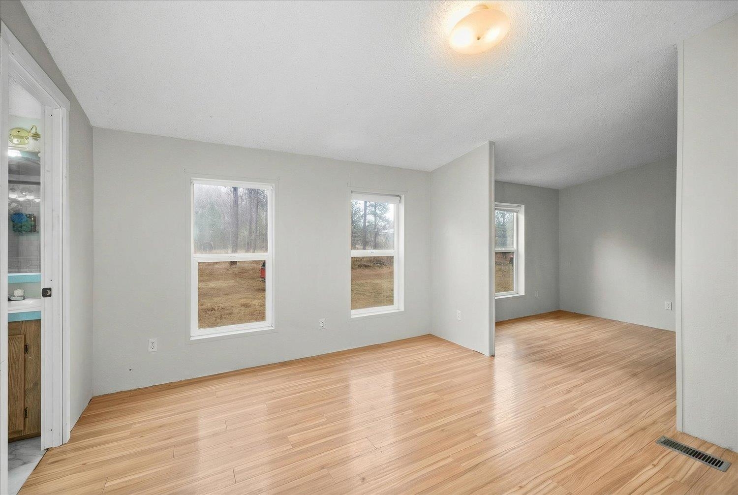 24828 South Pine Springs Road Cheney, WA 99004 - Photo 11 of 26