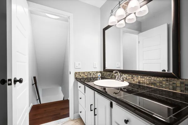 $515,000 | 5615 Pebble Ridge Court, Ann Arbor, MI 48108