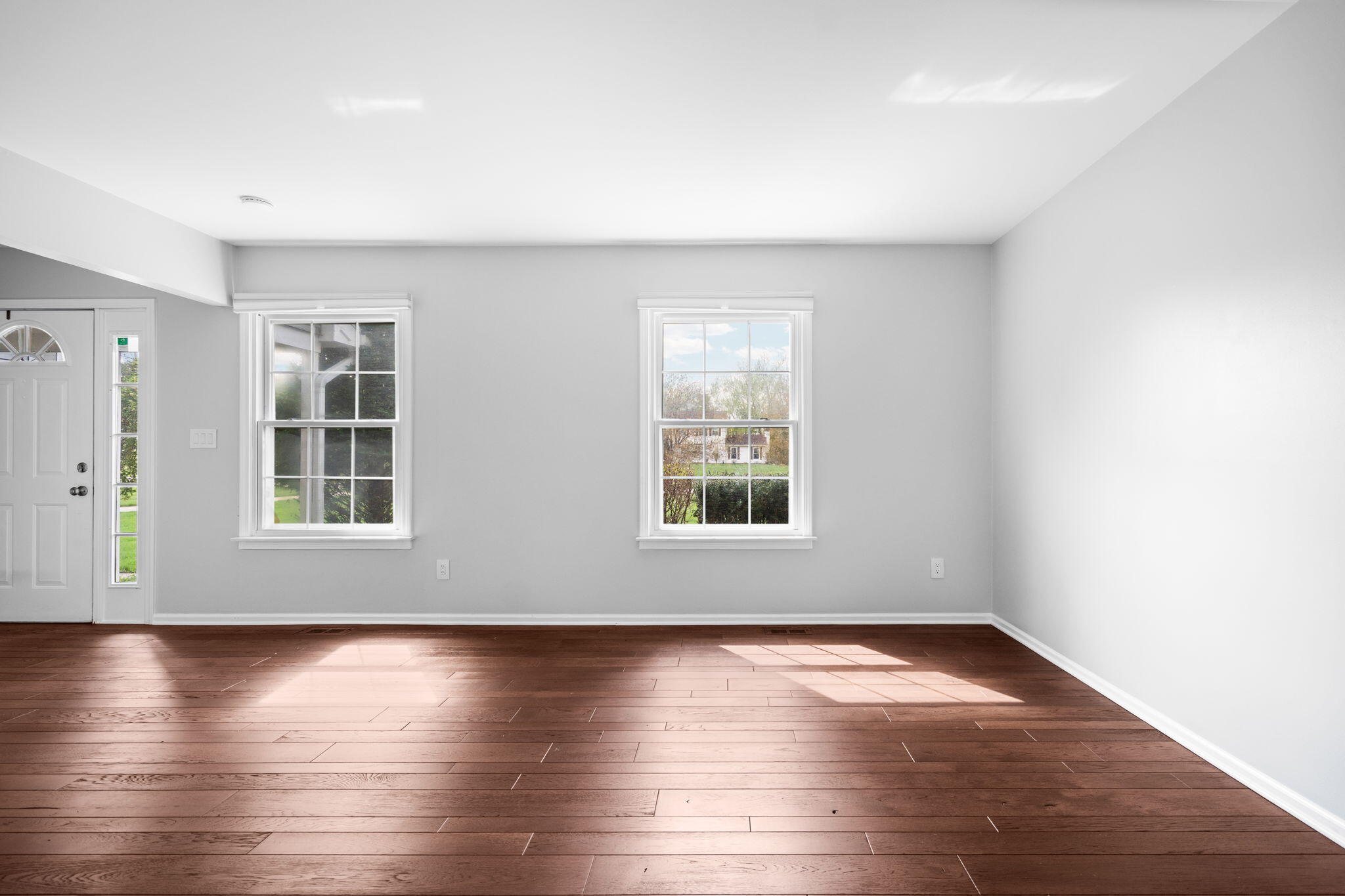 5615 Pebble Ridge Court Ann Arbor, MI 48108 - Photo 6 of 62 Living room