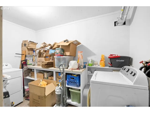 $310,000 | 22240 Tiller Trail Highway, Days Creek, OR 97429