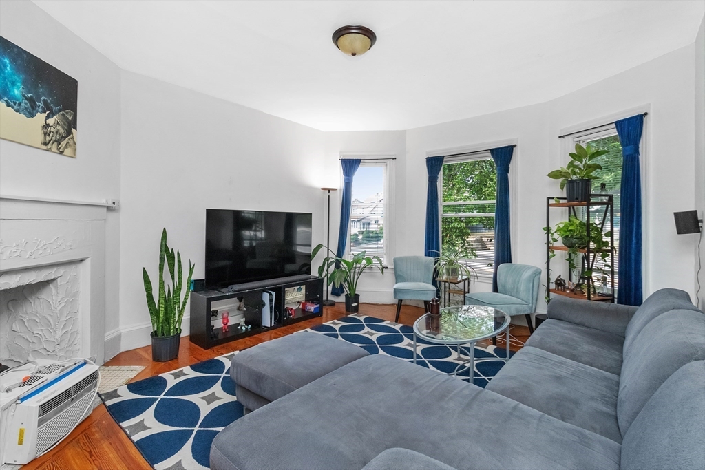 126 Butler Road Quincy, MA 02169 - Photo 7 of 32