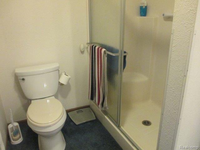 45 South Wilder Road Lapeer, MI 48446 - Photo 18 of 42 Master Bath 1.jpg