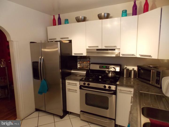 4853 Rorer Street Philadelphia, PA 19120 - Photo 8 of 16 Kitchen