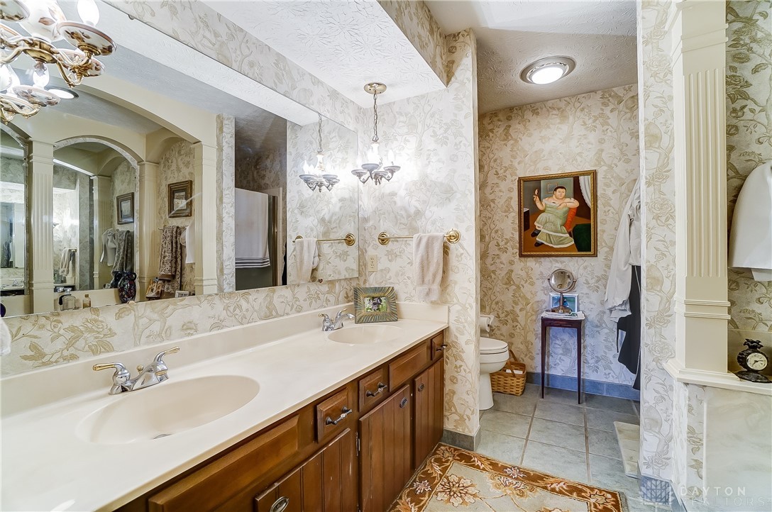 1075 Ambridge Road Centerville, OH 45459 - Photo 30 of 54 Gallery Image 30