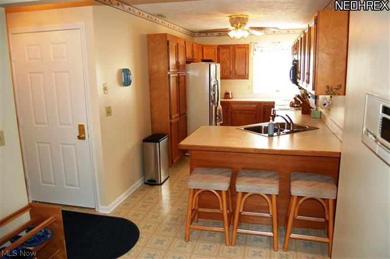 13101 West Lake Road, Unit 3 Vermilion, OH 44089 - Photo 15 of 25 Gallery Image 15
