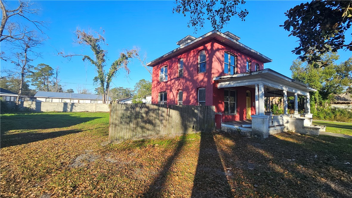 1110 Elizabeth Street Waycross, GA 31503 - Photo 2 of 25