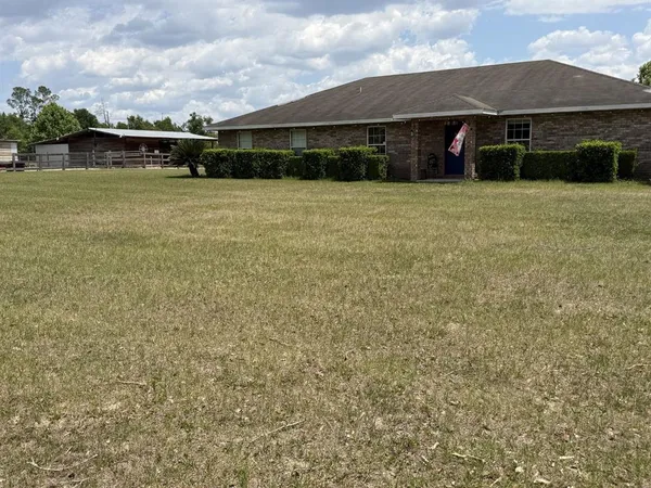 $775,000 | 3460 Southeast Co Road 337, Trenton, FL 32693