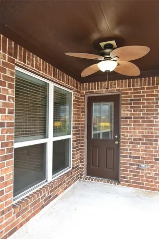 $2,600 | 5427 Seabird Street, Baytown, TX 77521