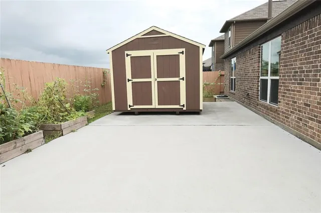 $2,600 | 5427 Seabird Street, Baytown, TX 77521