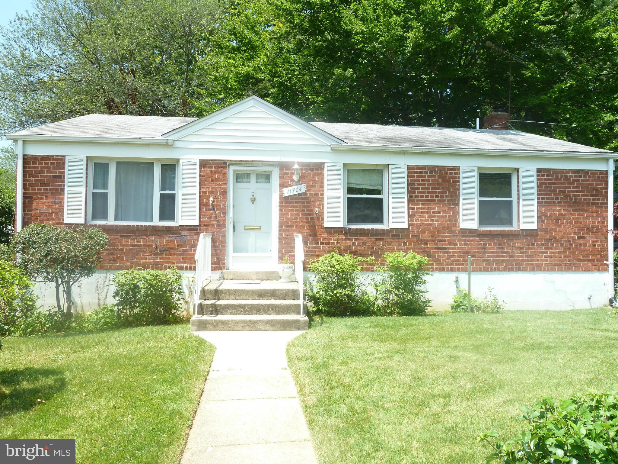 11704 Rocking Horse Road Rockville, MD 20852 - Photo 3 of 16 Exterior (Front)