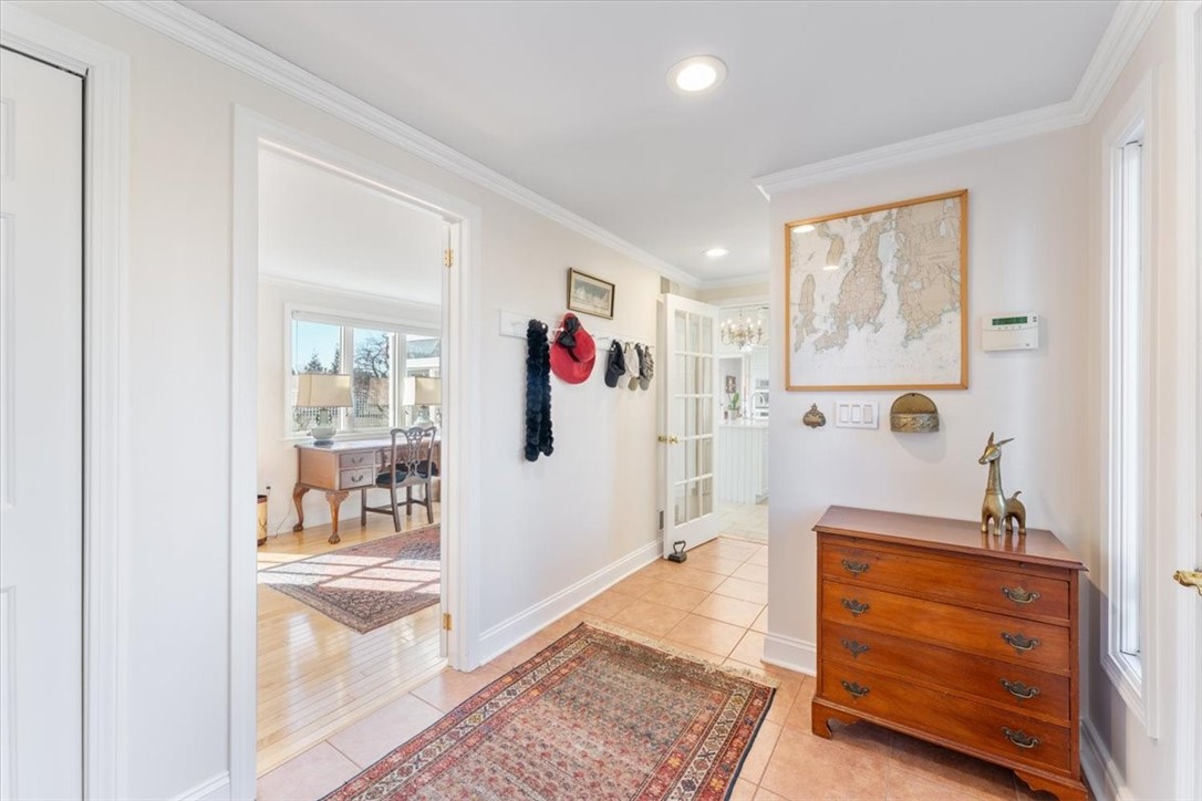 24 Little Harbor Road Tiverton, RI 02878 - Photo 17 of 46 Gallery Image 17