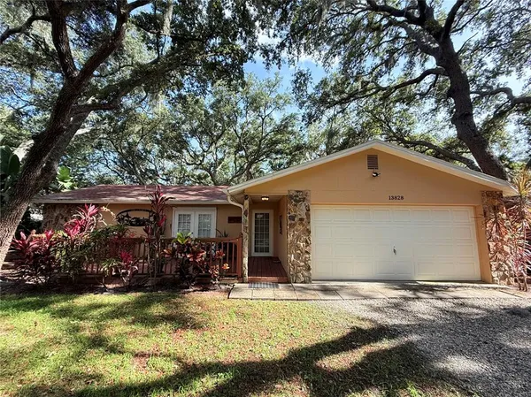 $399,500 | 13828 Friendship Lane, Odessa, FL 33556