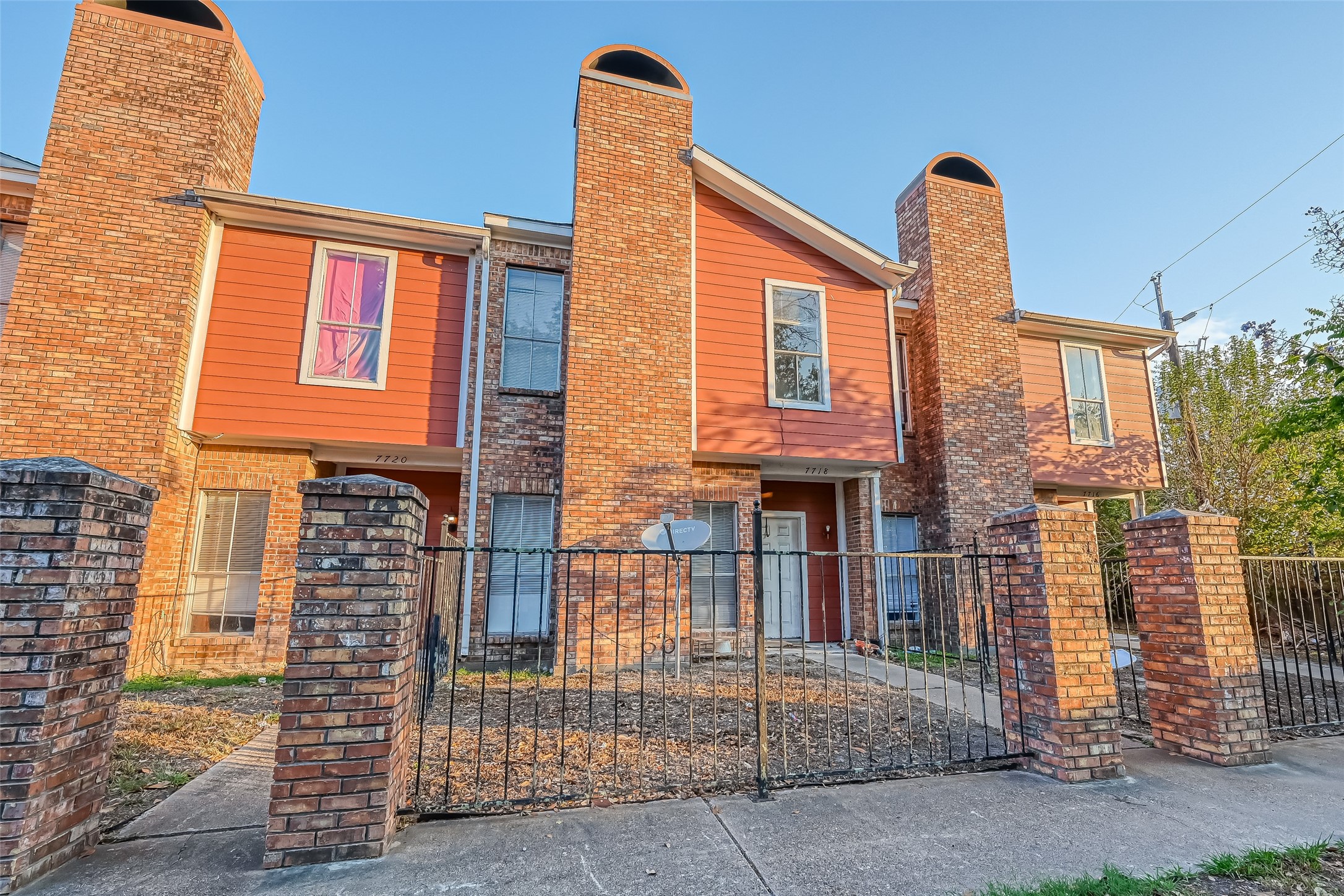 7726 West Gulf Bank Road Houston, TX 77040 - Photo 5 of 8 a front view of a house