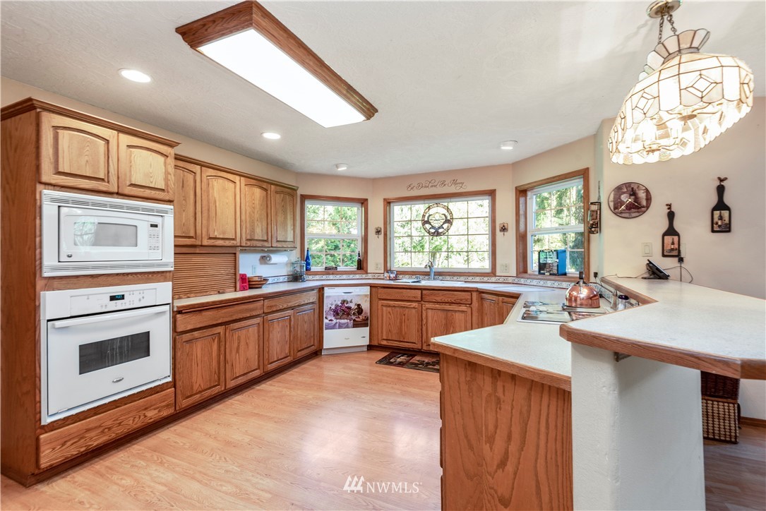 981 Sandy Bend Road Castle Rock, WA 98611 - Photo 15 of 37 Gallery Image 15