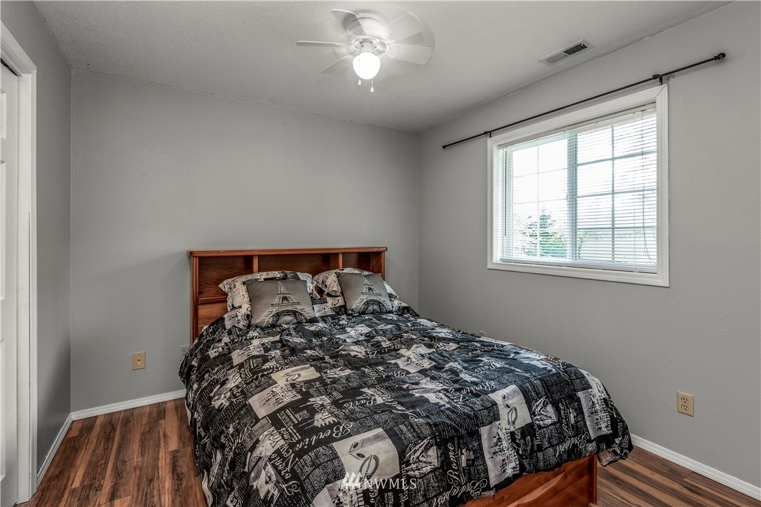 981 Sandy Bend Road Castle Rock, WA 98611 - Photo 28 of 37 Gallery Image 28