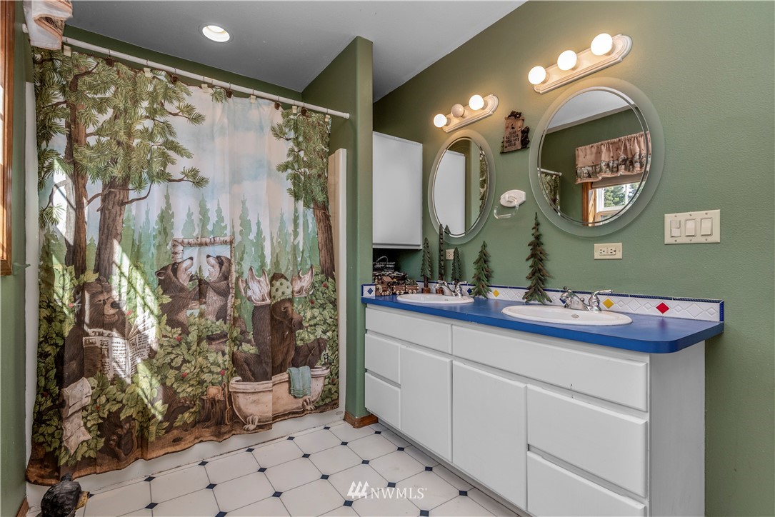 981 Sandy Bend Road Castle Rock, WA 98611 - Photo 31 of 37 Gallery Image 31