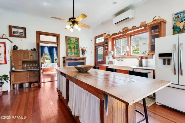 $674,000 | 140 Arlington Drive, Lafayette, LA 70503