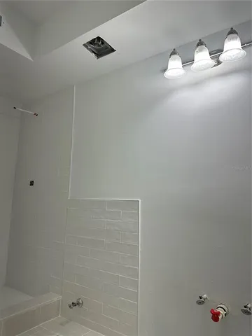 $125,000 | 2415 Northeast 7th Street, Unit 2, Ocala, FL 34470