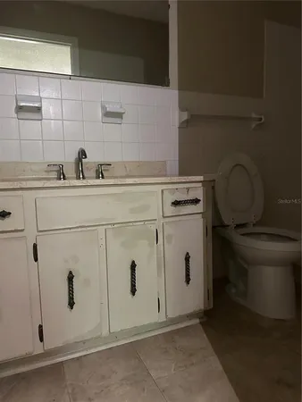 $120,000 | 2415 Northeast 7th Street, Unit 2, Ocala, FL 34470