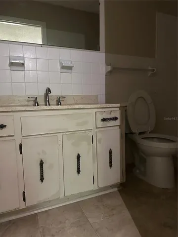 $125,000 | 2415 Northeast 7th Street, Unit 2, Ocala, FL 34470