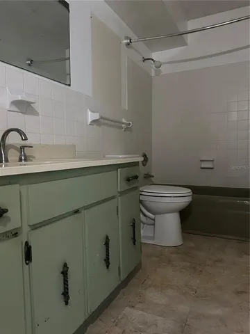 $125,000 | 2415 Northeast 7th Street, Unit 2, Ocala, FL 34470