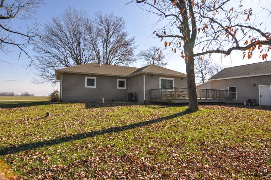4222 East County Line Road Mulberry, IN 46058 - Photo 2 of 18