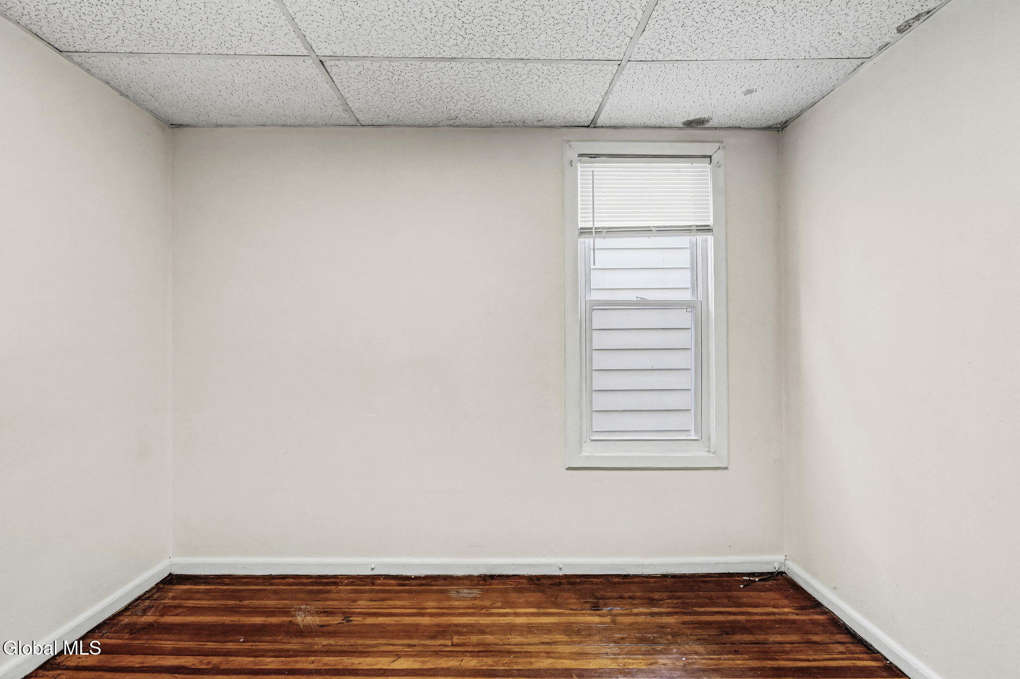 917 Bridge Street Schenectady, NY 12303 - Photo 5 of 29 5-web-or-mls-917-bridge-st