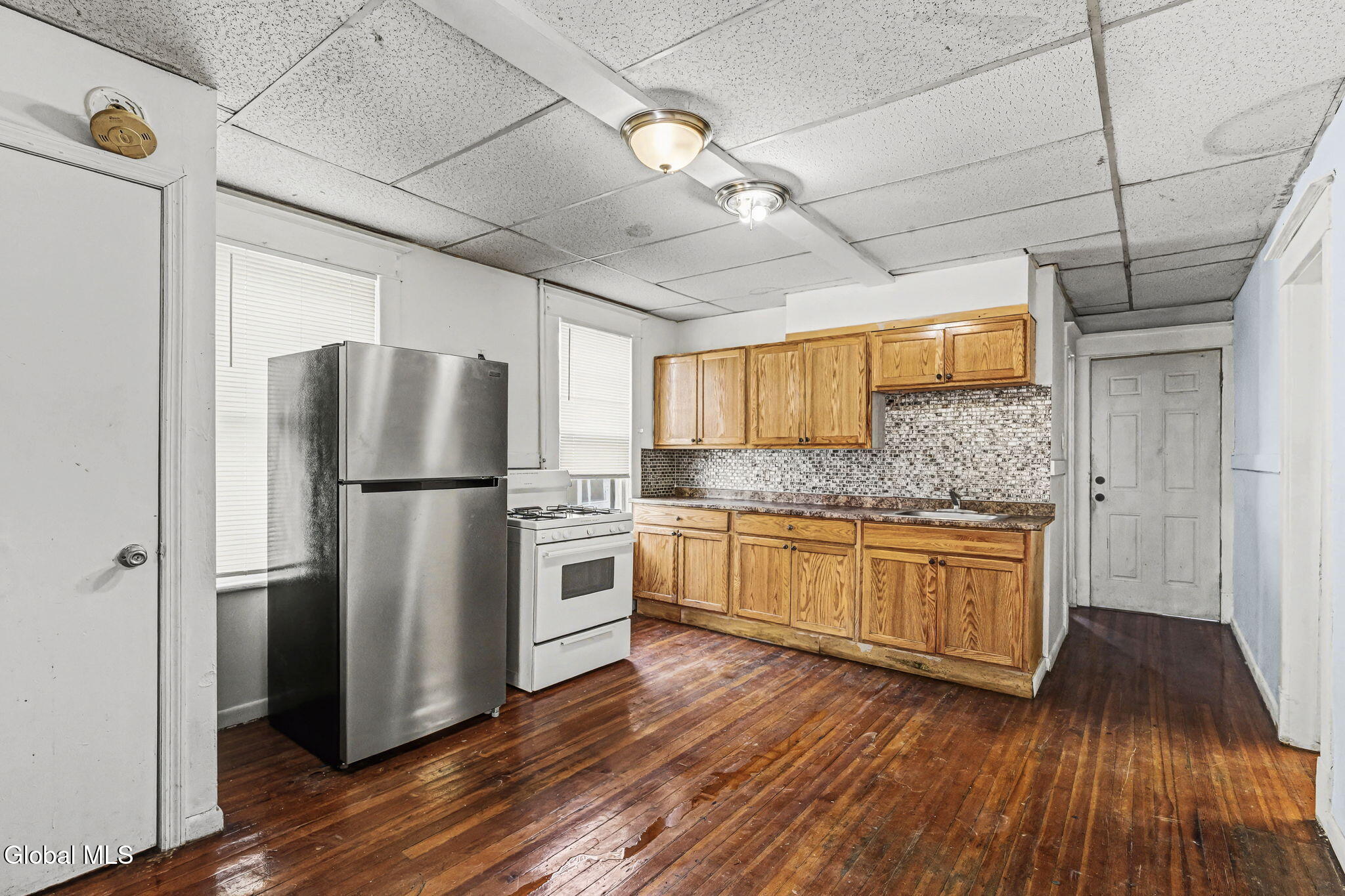 917 Bridge Street Schenectady, NY 12303 - Photo 9 of 27 13-web-or-mls-917-bridge-st