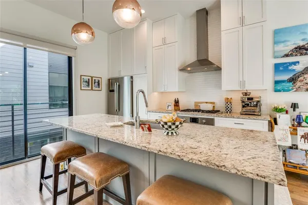 $3,695 | 2211 Moser Avenue, Unit 4, Dallas, TX 75206