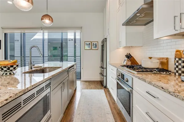 $3,695 | 2211 Moser Avenue, Unit 4, Dallas, TX 75206