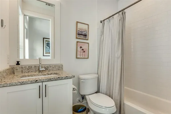 $3,695 | 2211 Moser Avenue, Unit 4, Dallas, TX 75206