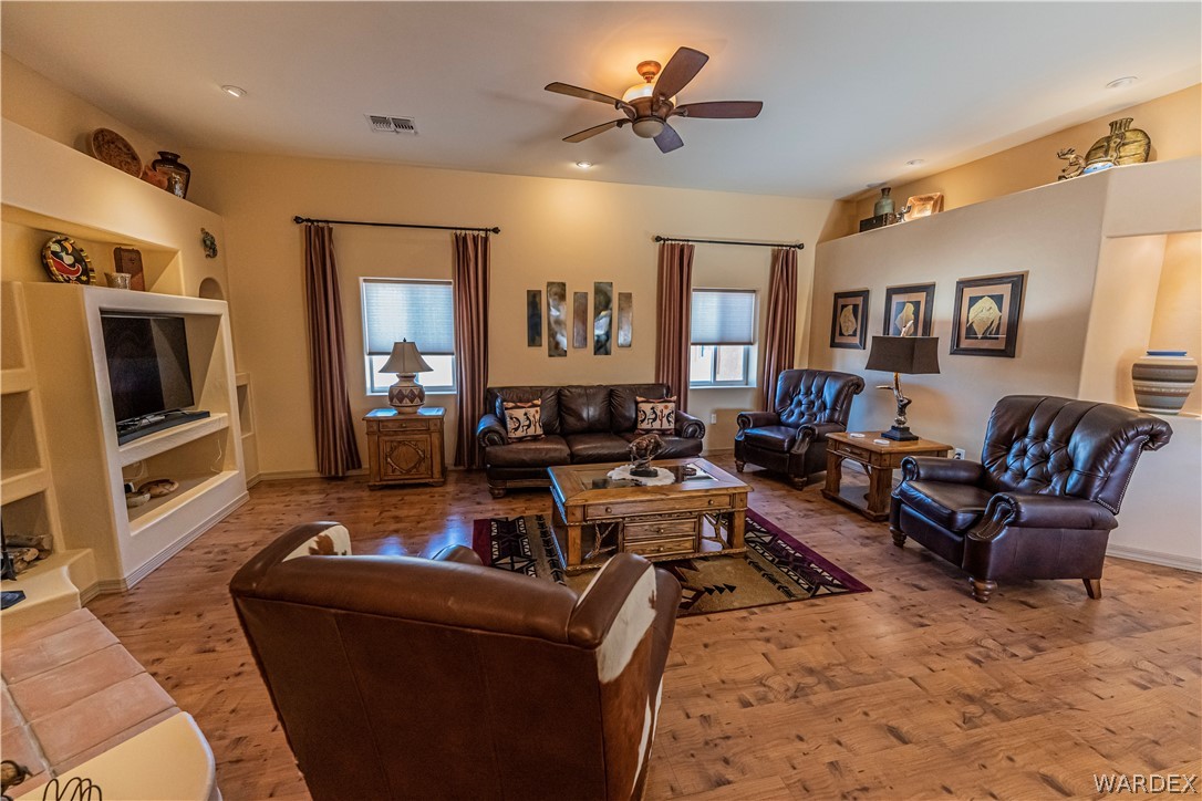 14921 Powerline Road Kingman, AZ 86401 - Photo 3 of 52