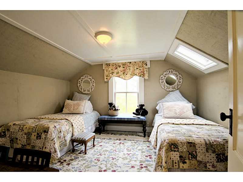 286 Fletcher Road North Kingstown, RI 02852 - Photo 17 of 24 Bedroom.