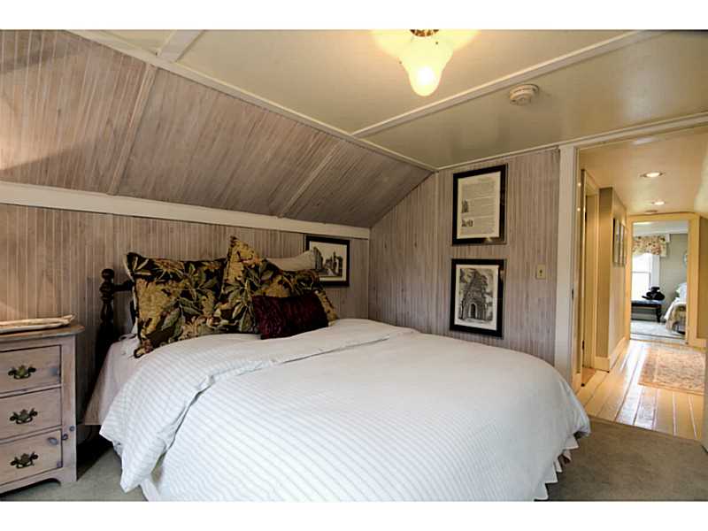 286 Fletcher Road North Kingstown, RI 02852 - Photo 19 of 24 Bedroom.