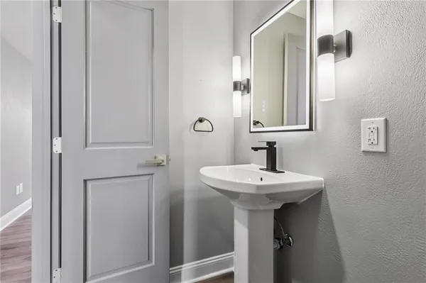 $468,000 | 3422 Highway 130, Harrison City, PA 15636