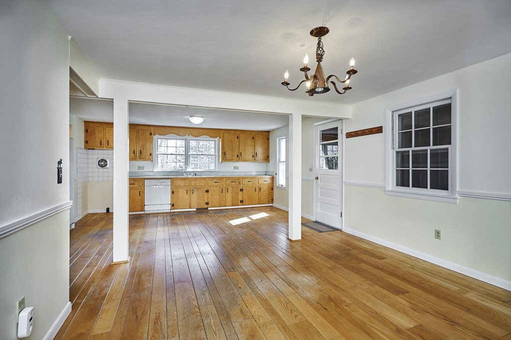 34 Spaulding Street Amherst, MA 01002 - Photo 8 of 42 Gallery Image 8