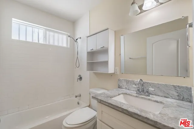 $1,350,000 | 1147 South Kenmore Avenue, Los Angeles, CA 90006