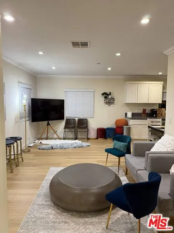 $1,350,000 | 1147 South Kenmore Avenue, Los Angeles, CA 90006