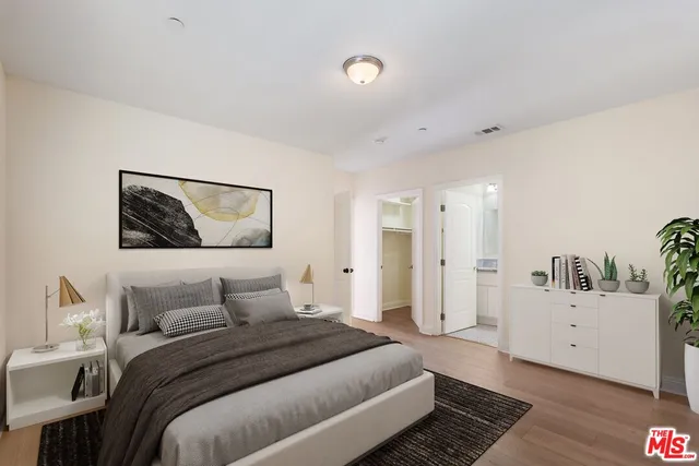 $1,350,000 | 1147 South Kenmore Avenue, Los Angeles, CA 90006