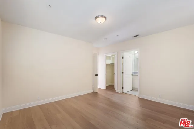 $1,350,000 | 1147 South Kenmore Avenue, Los Angeles, CA 90006