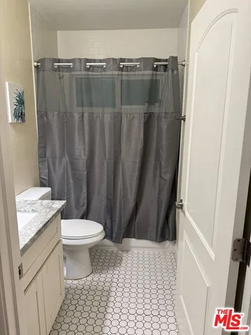 $1,350,000 | 1147 South Kenmore Avenue, Los Angeles, CA 90006