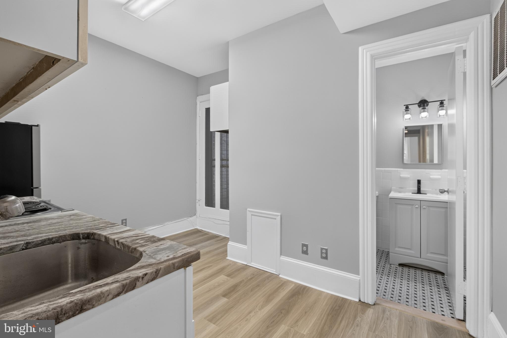 705 8th Street Southeast, Unit 200 Washington, DC 20003 - Photo 11 of 22