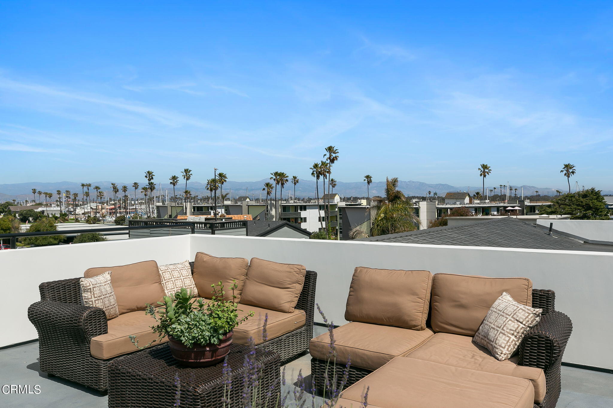 3224 Ocean Drive Oxnard, CA 93035 - Photo 18 of 52 web_UpmarketMedia_3224Ocean-30