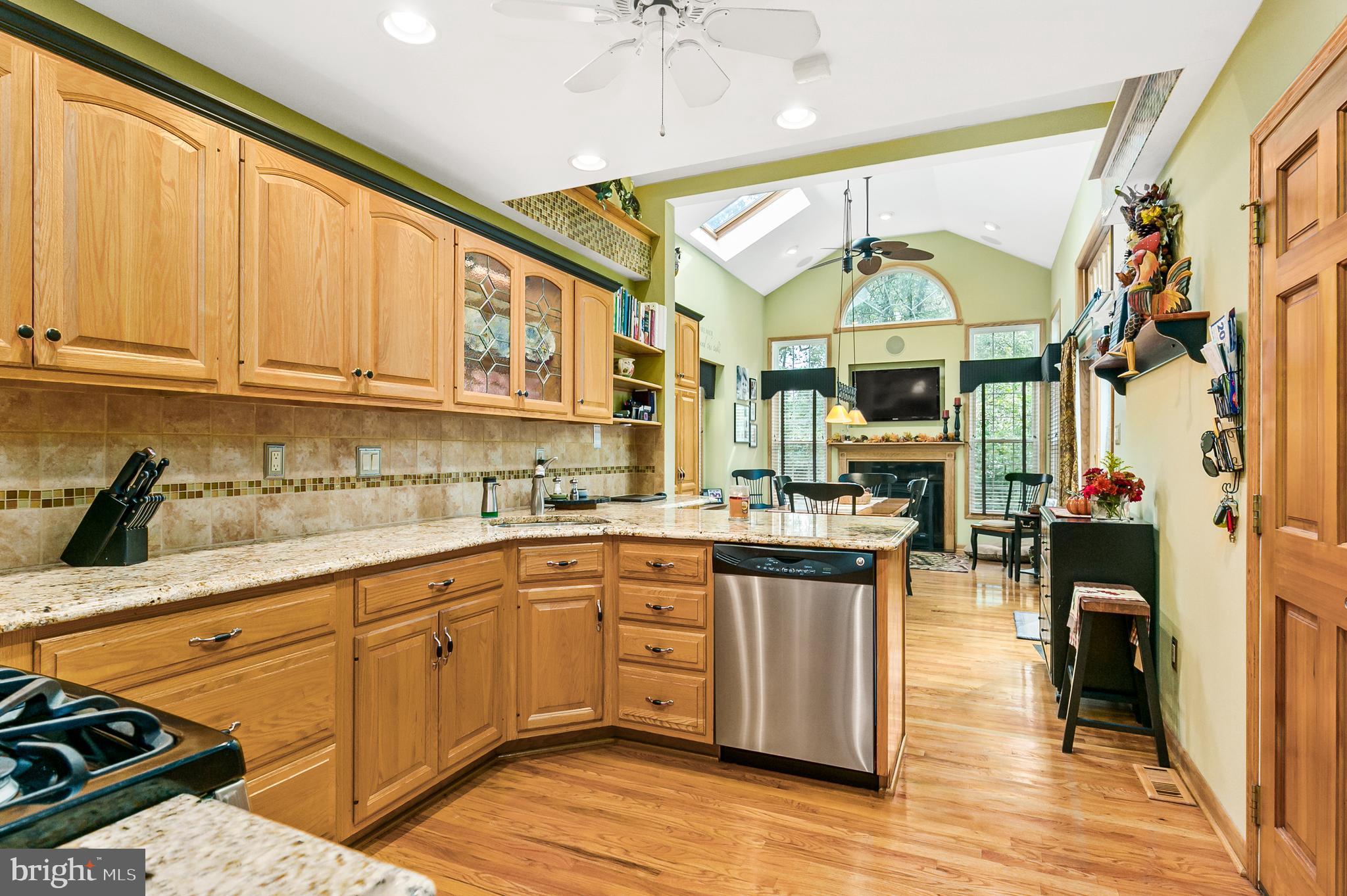 301 Covered Bridge Road Cherry Hill, NJ 08034 - Photo 14 of 45 Huge Eat-In Kitchen w/ Fireplace