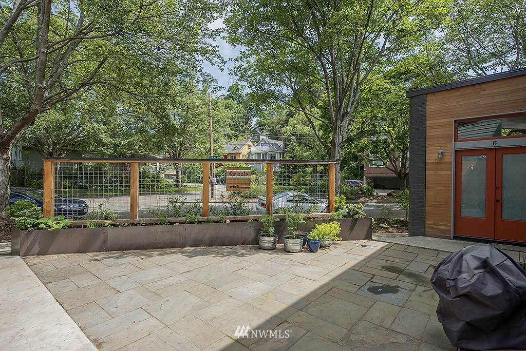3301 York Road South, Unit 5 Seattle, WA 98144 - Photo 16 of 18 Gallery Image 16